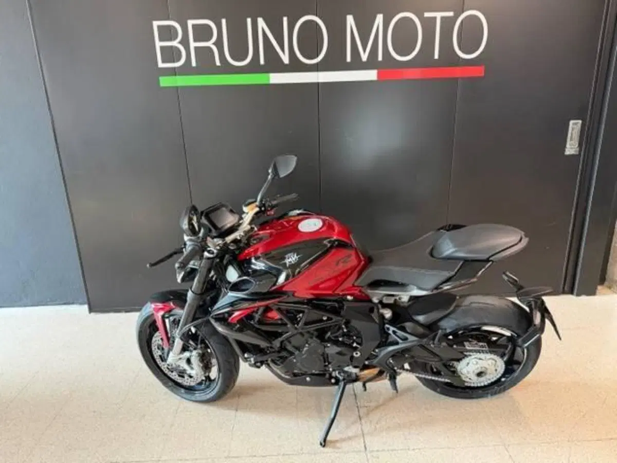 MV Agusta Brutale 800 RR (2021 - 25) (2)
