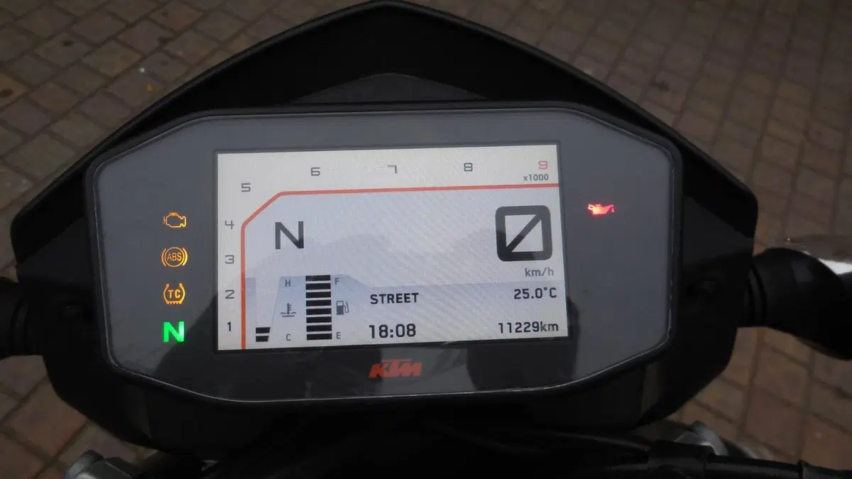 KTM 690 Duke (2016 - 19) (4)