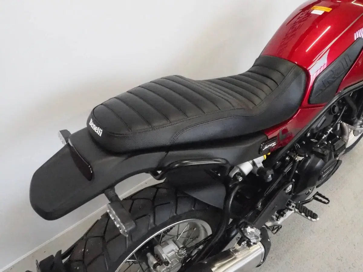 Benelli Leoncino 500 Trail (2021 - 26) (4)