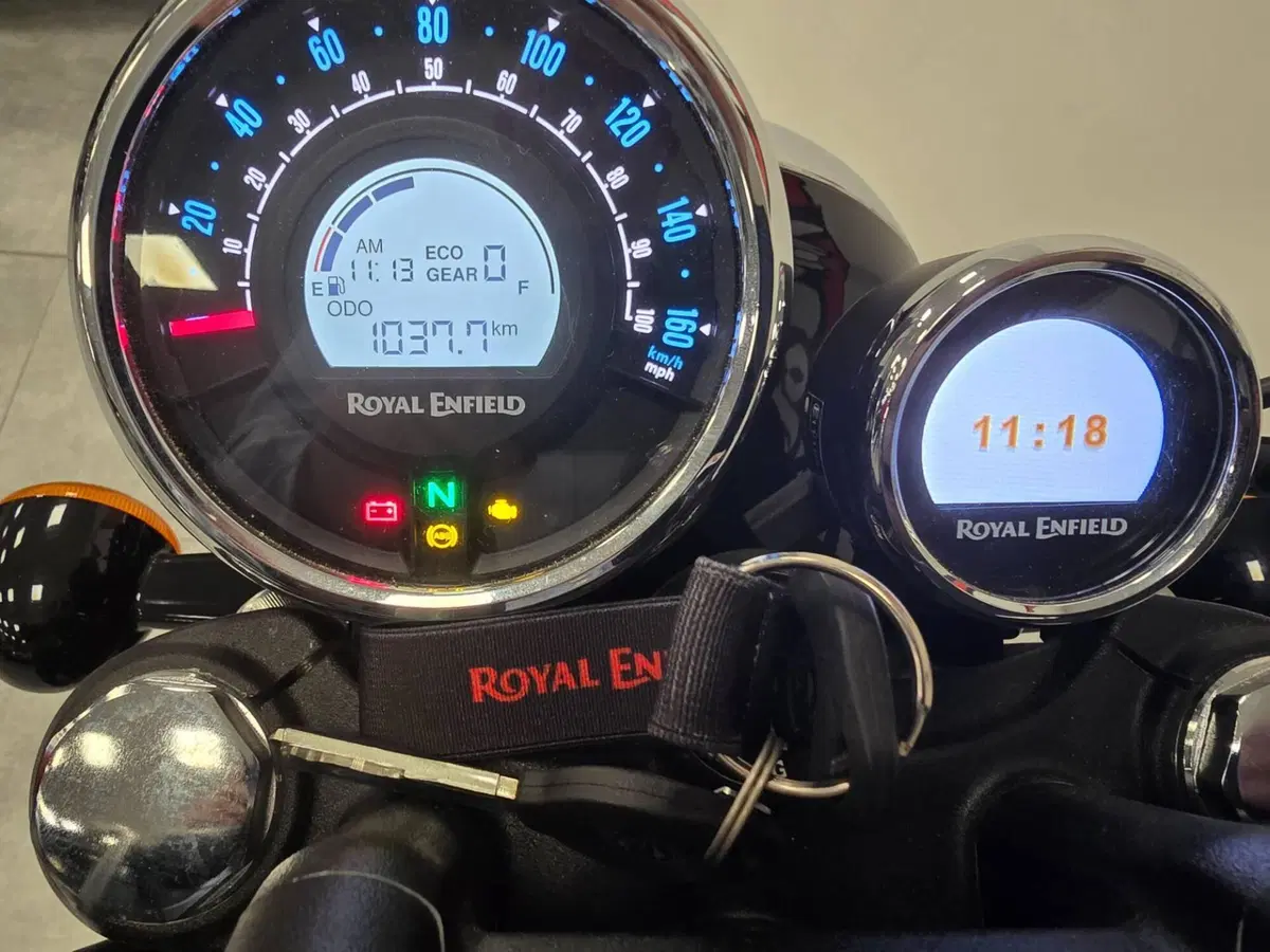 Royal Enfield Meteor 350 (2021 - 26) (5)