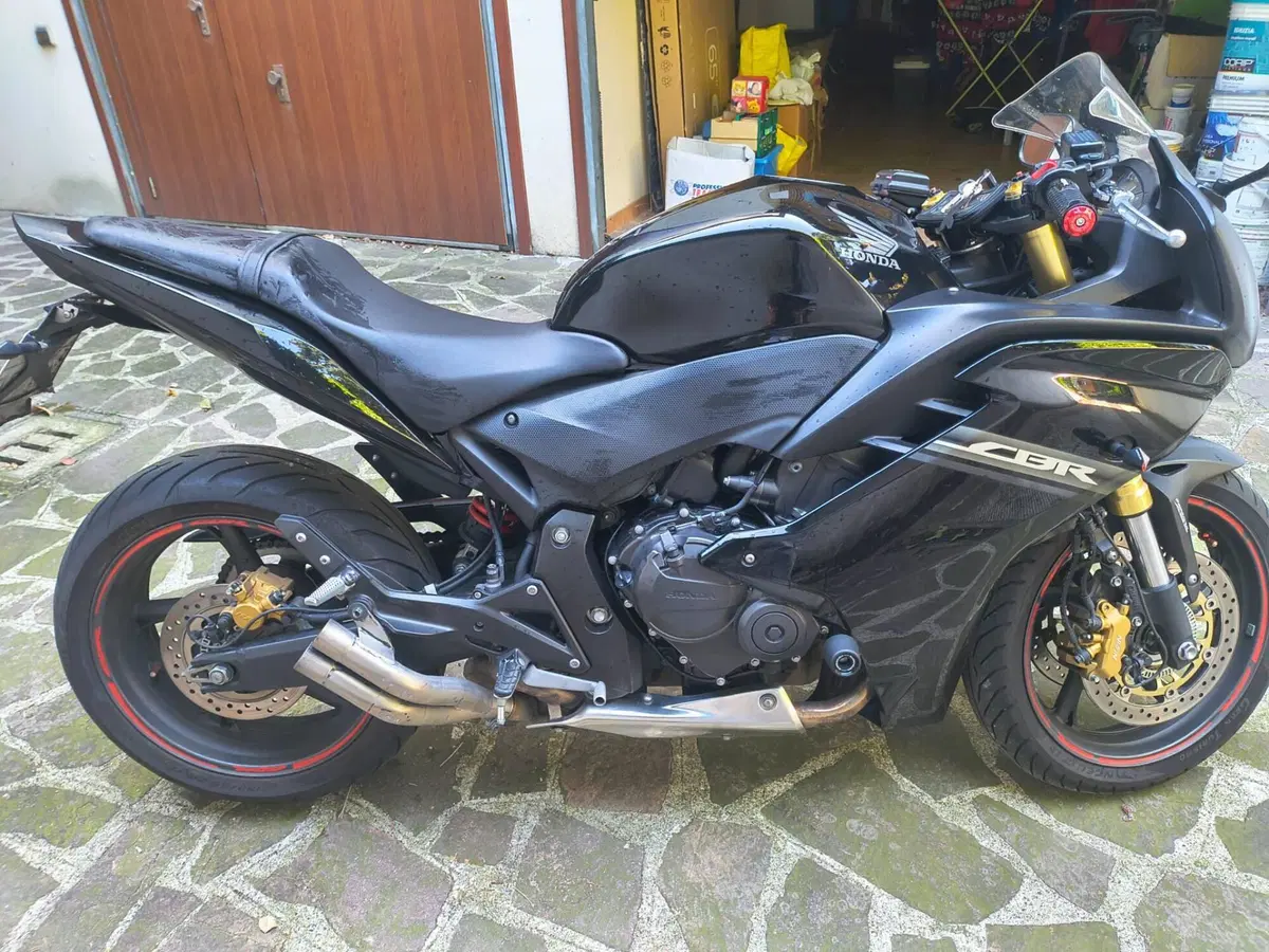 Honda CBR 600 F (2011 - 13) (3)