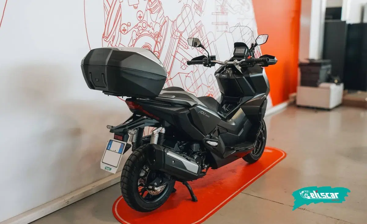 Honda ADV 350 (2025 - 26) (4)