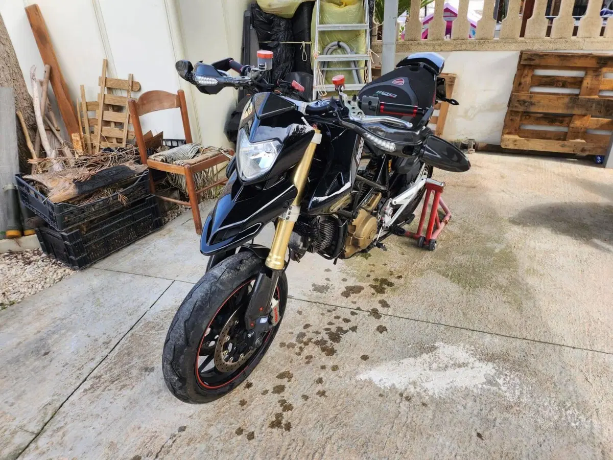 Ducati Hypermotard 1100 S (2007 - 09)