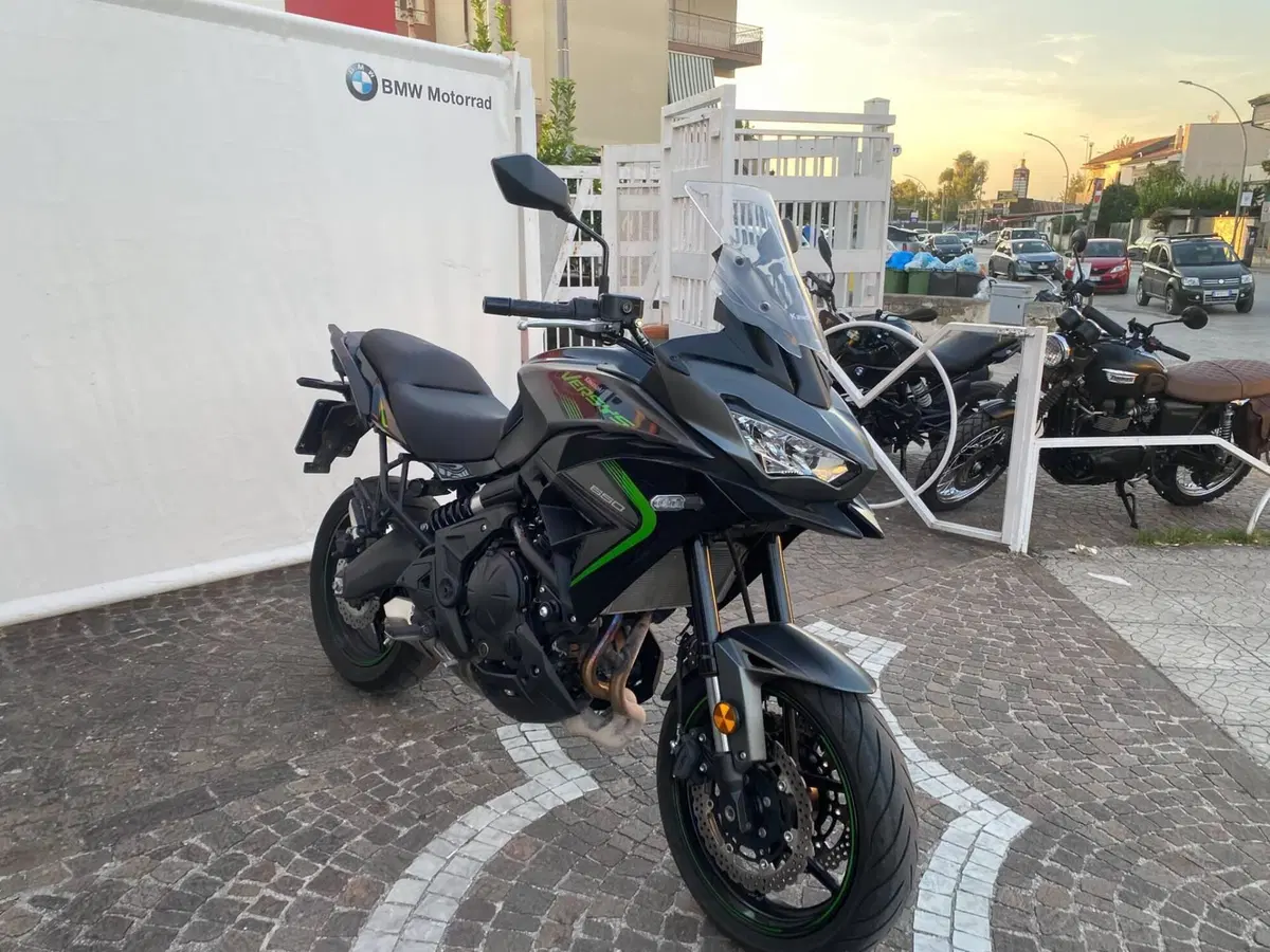 Kawasaki Versys 650 (2021 - 24) (2)