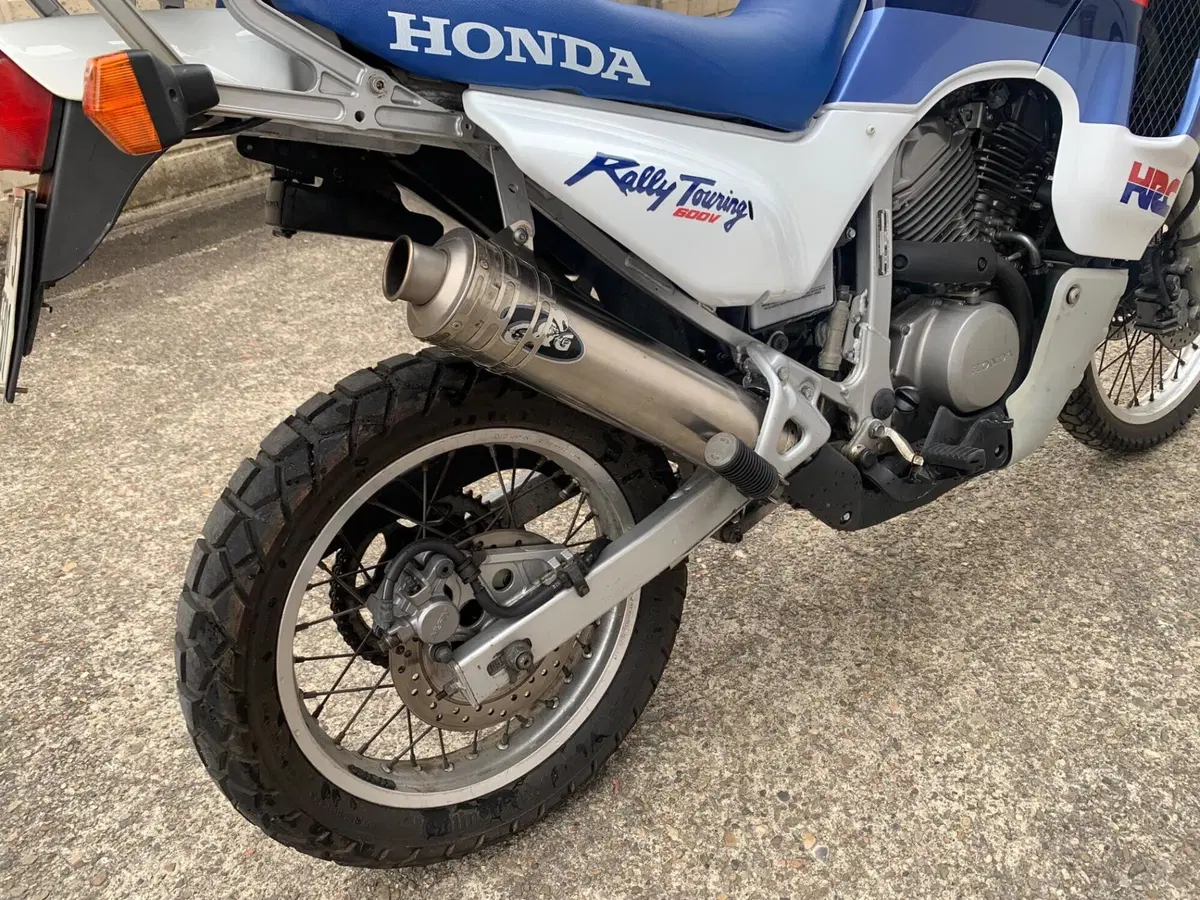 Honda Transalp 600  (10)