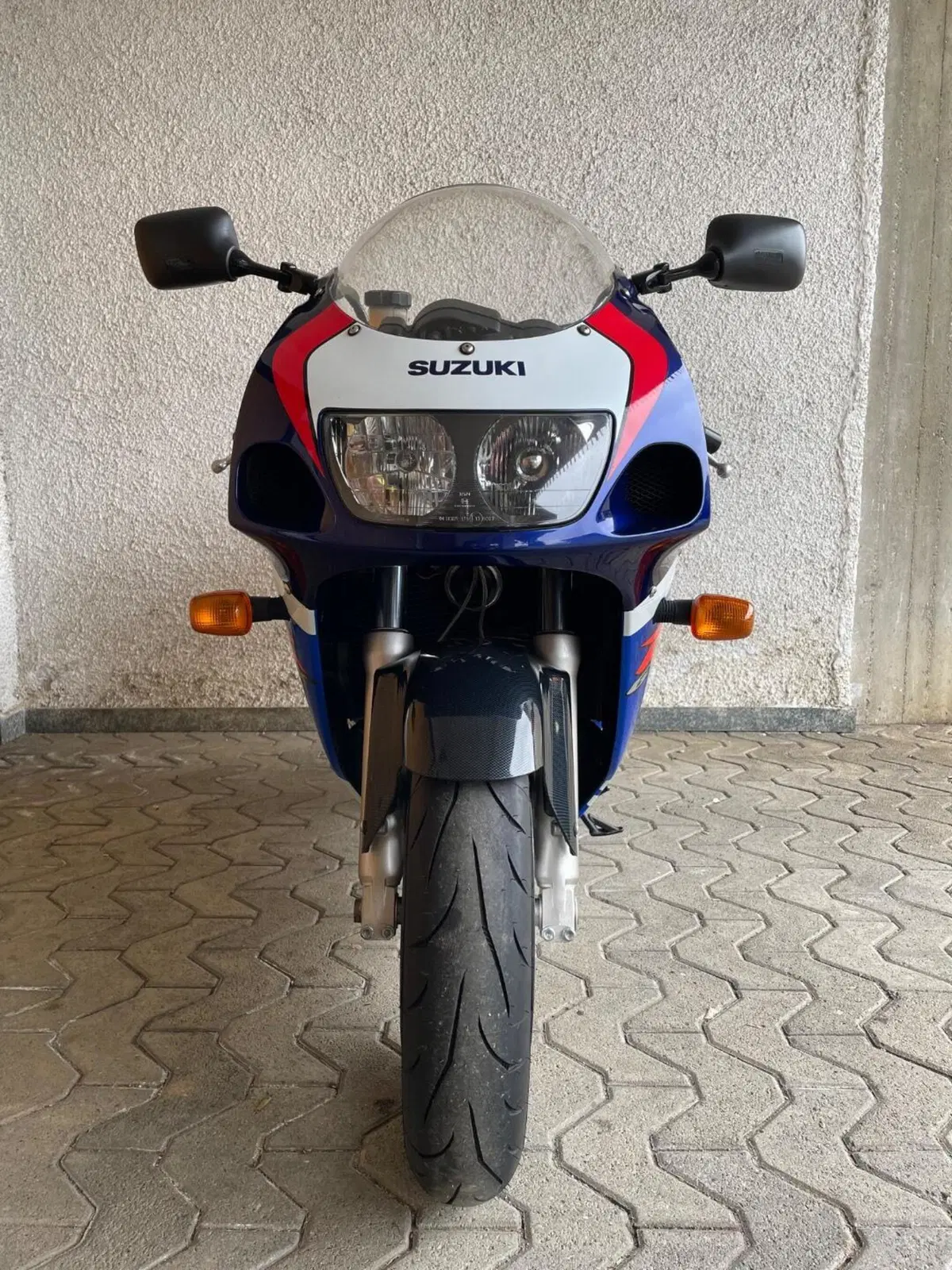 Suzuki Gsxr 600 (5)
