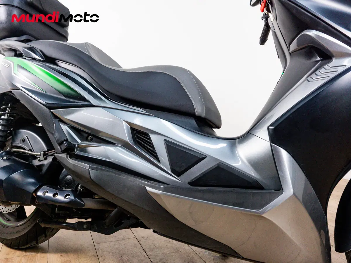 Kawasaki J 300 ABS (2014 - 16) (5)