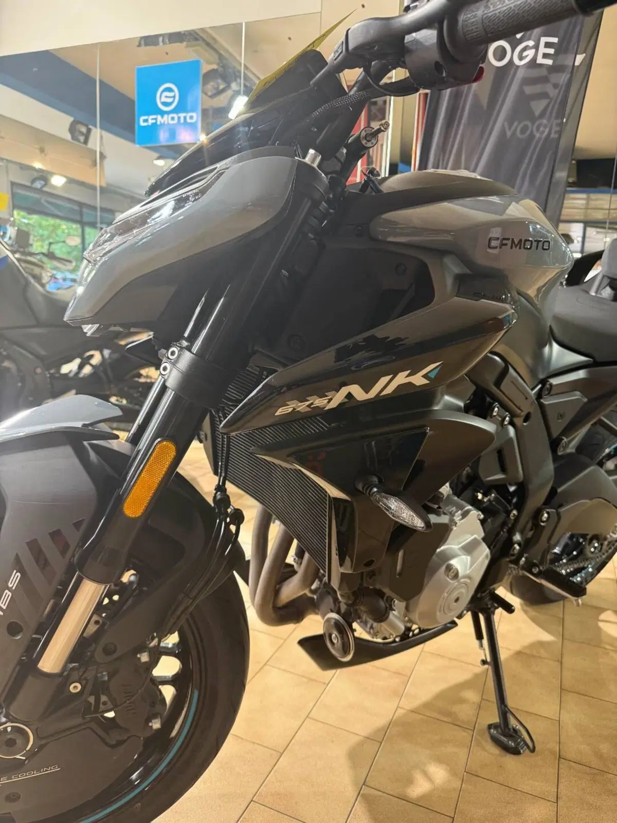 CFMOTO 675NK (2025 - 26) (3)
