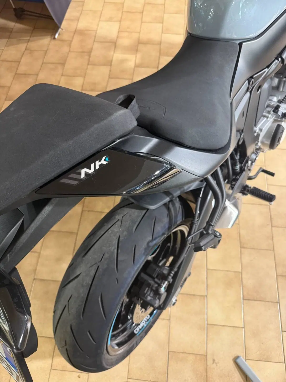 CFMOTO 675NK (2025 - 26) (5)