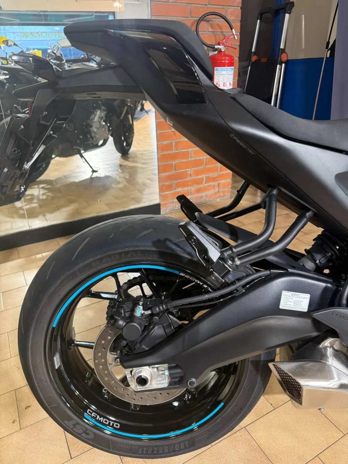 CFMOTO 675NK (2025 - 26) (6)
