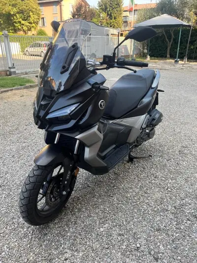 Voge Sfida SR1 ADV (2023 - 26) usata