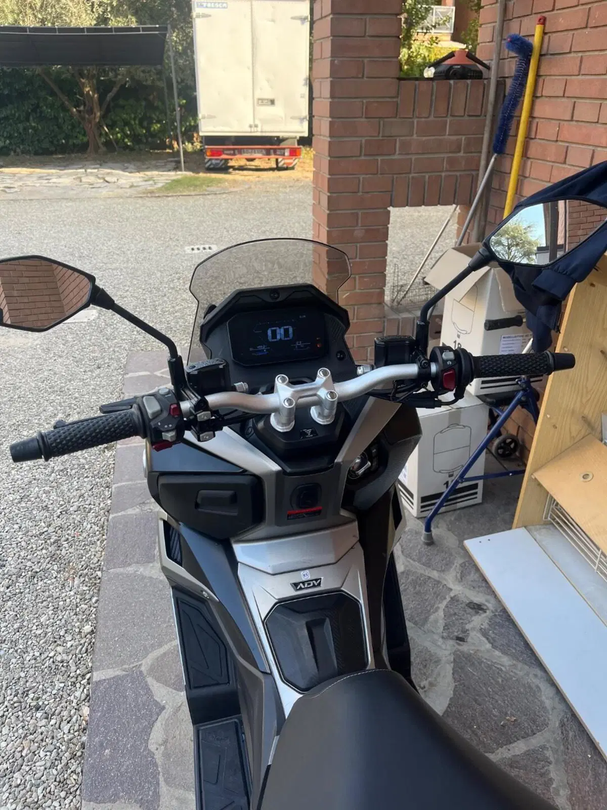 Voge Sfida SR1 ADV (2023 - 26) (15)