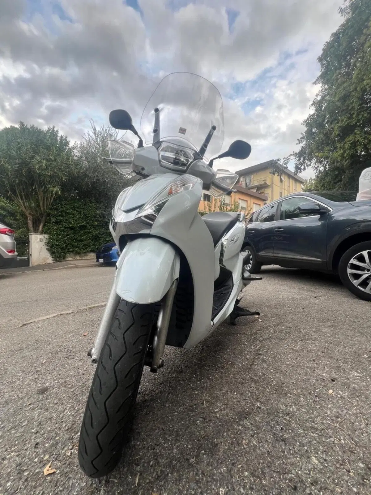 Honda SH 300 i Sport ABS (2018 - 20) (2)