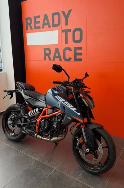 KTM 390 Duke (2026) nuova