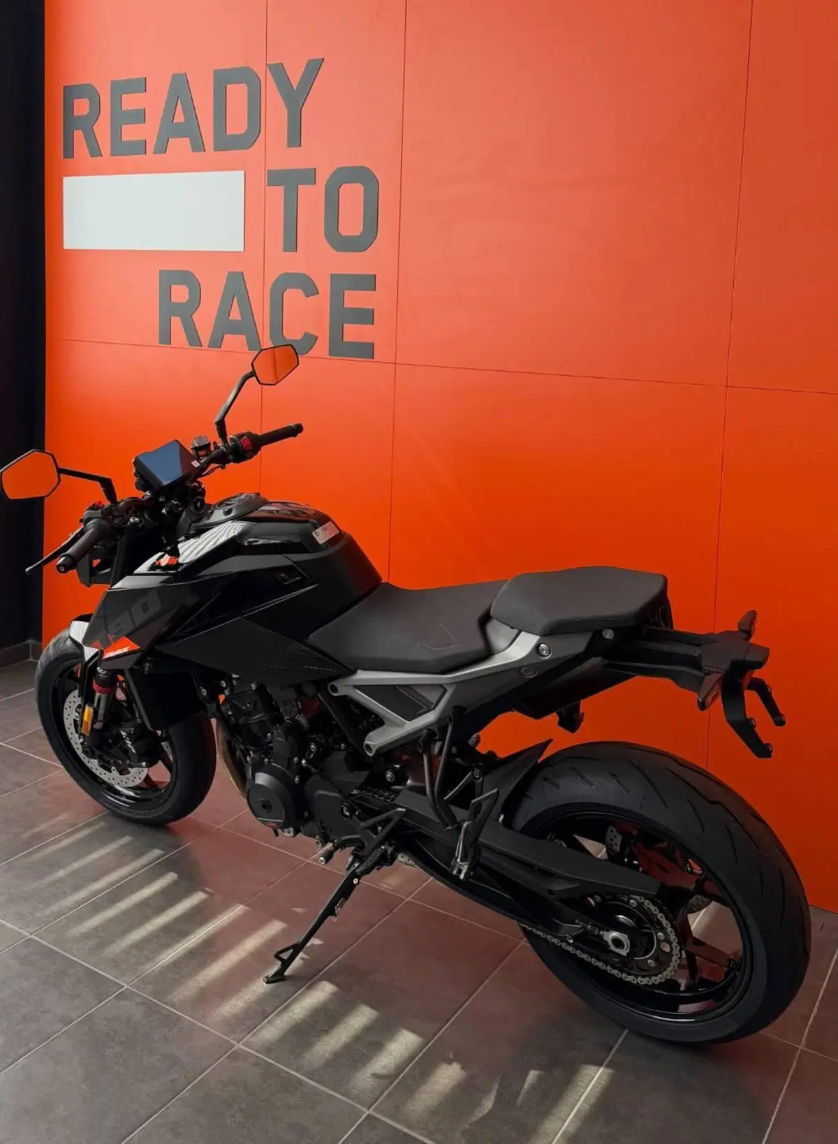 KTM 990 Duke R (2026) (5)