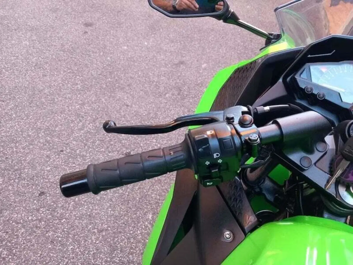 Kawasaki Ninja 300 (2012 - 14) (11)