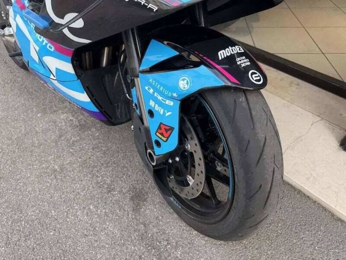 CFMOTO 675SR-R (2025 - 26) (11)