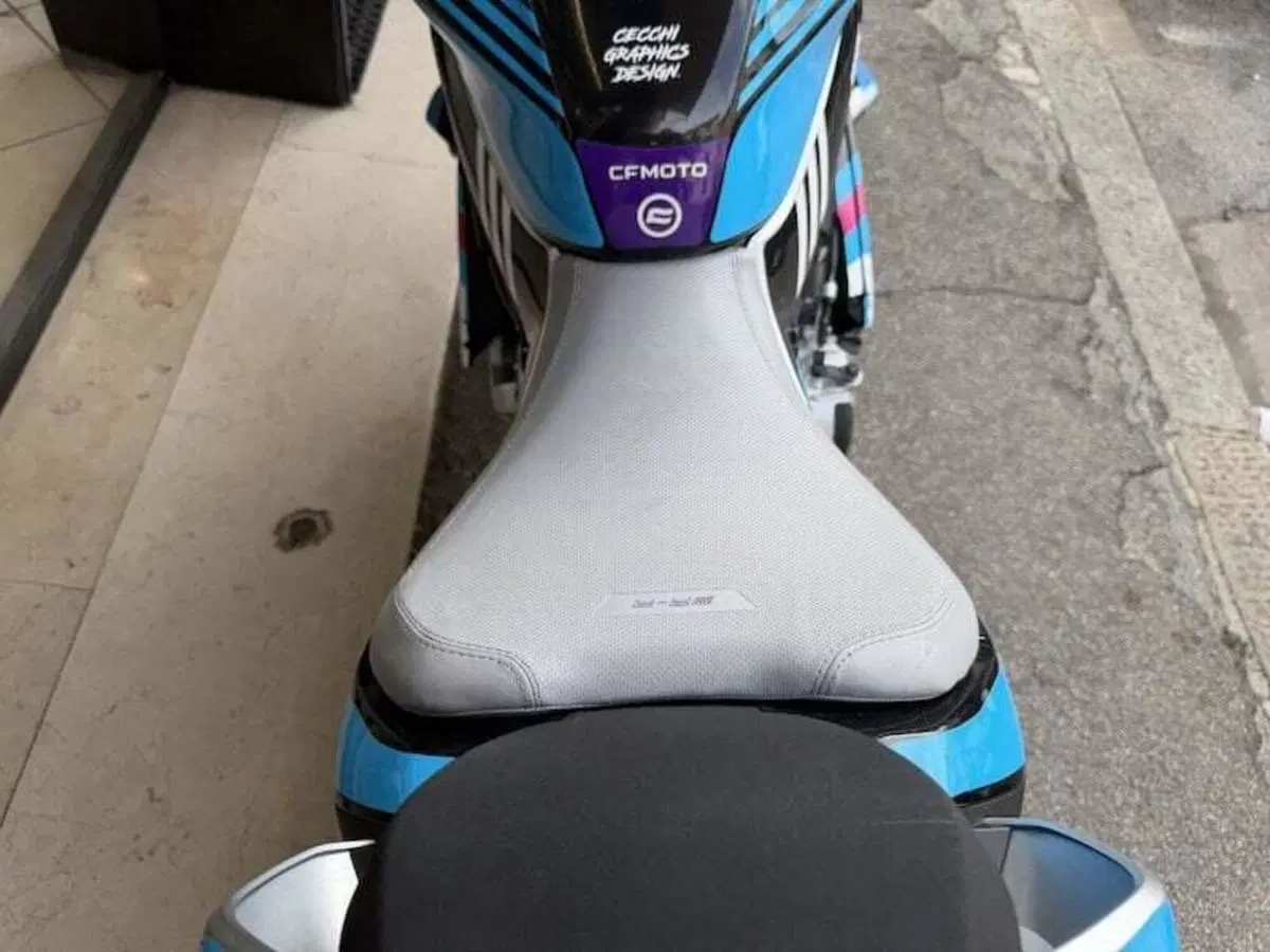 CFMOTO 675SR-R (2025 - 26) (16)