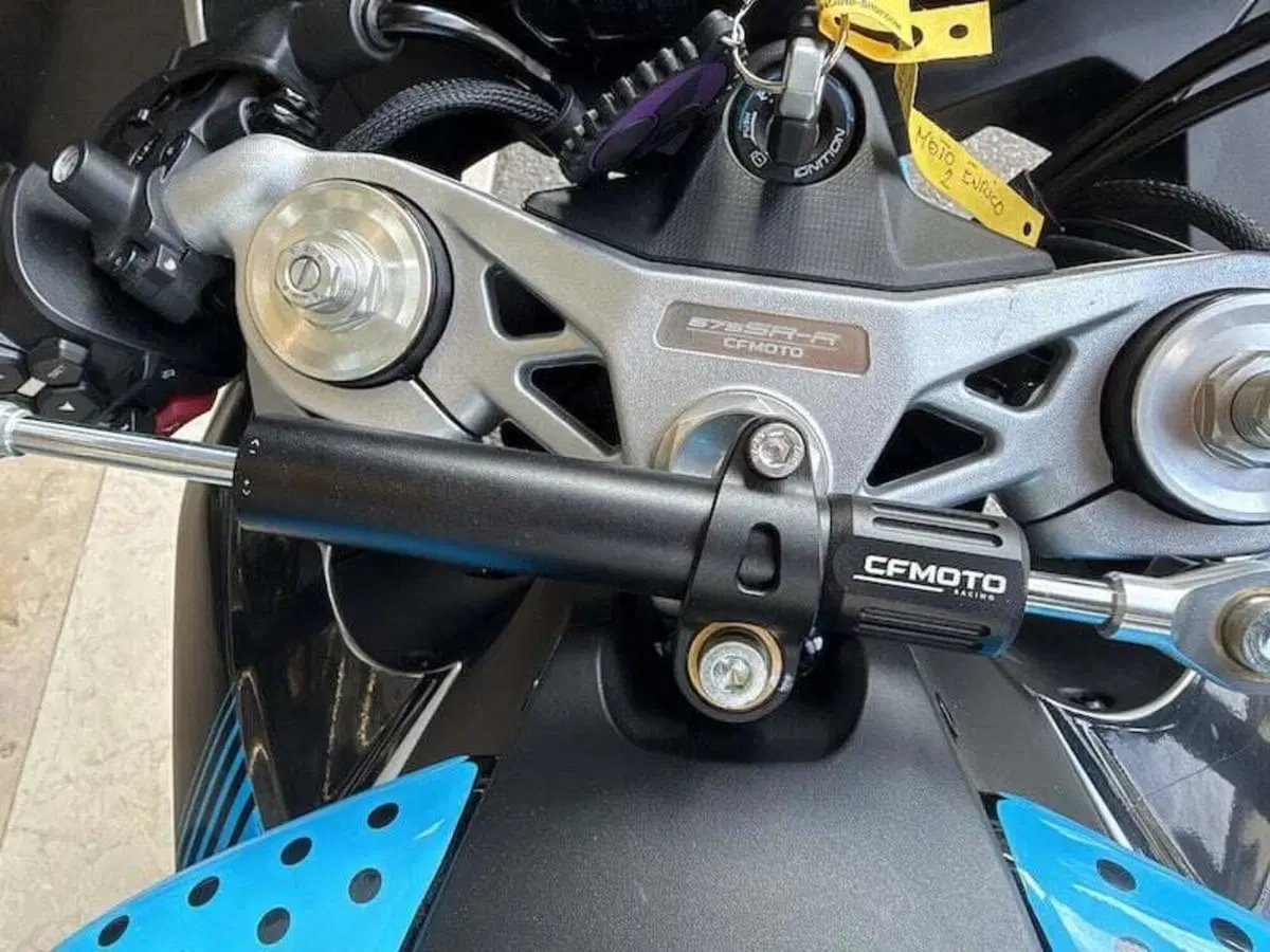 CFMOTO 675SR-R (2025 - 26) (18)
