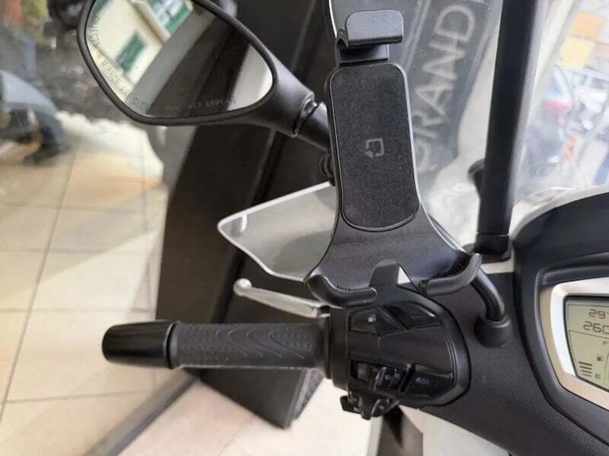 Piaggio Beverly 400 ABS-ASR (2021 - 24) (20)