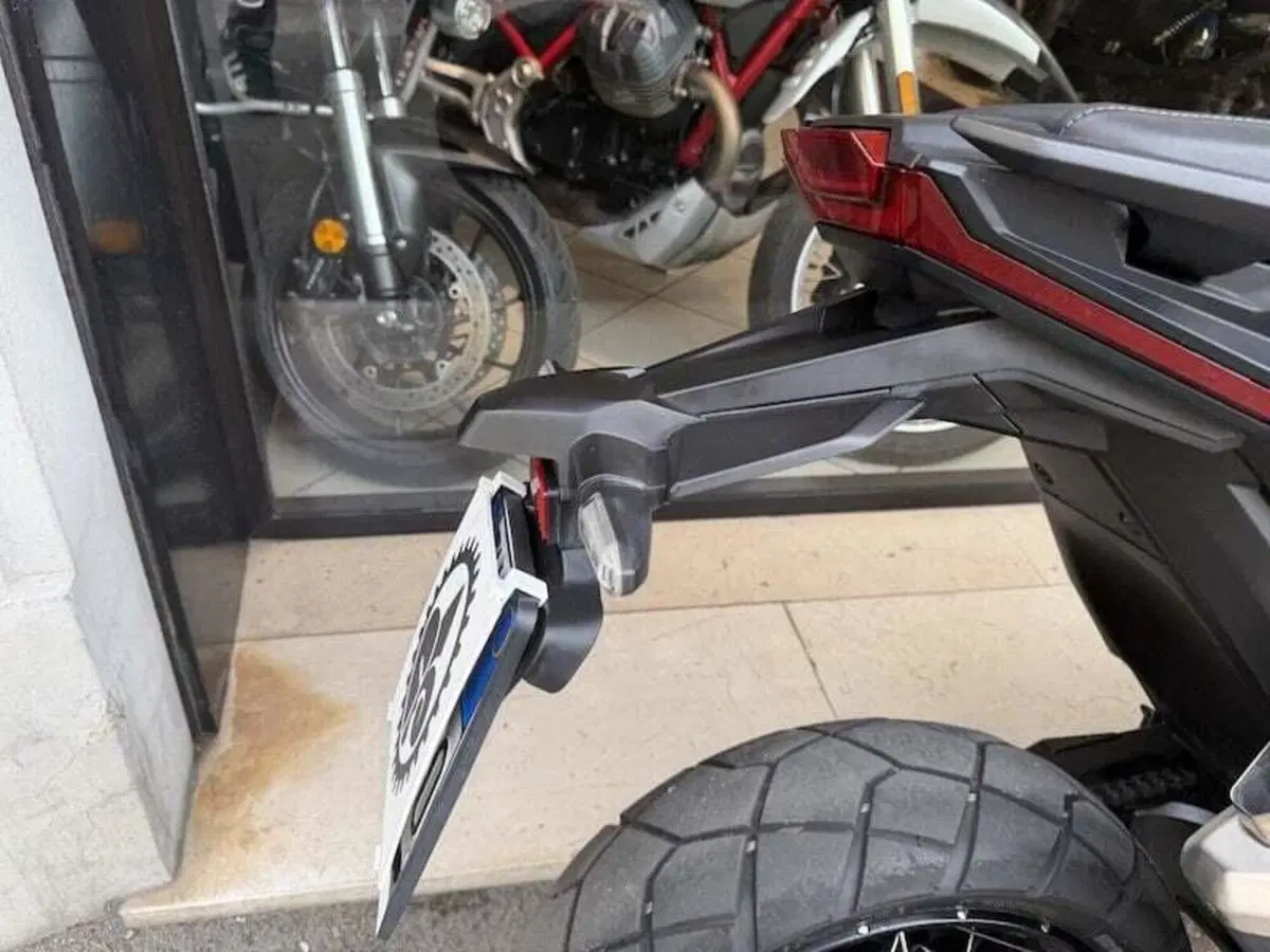 Honda X-ADV 750 DCT (2021 - 24) (4)