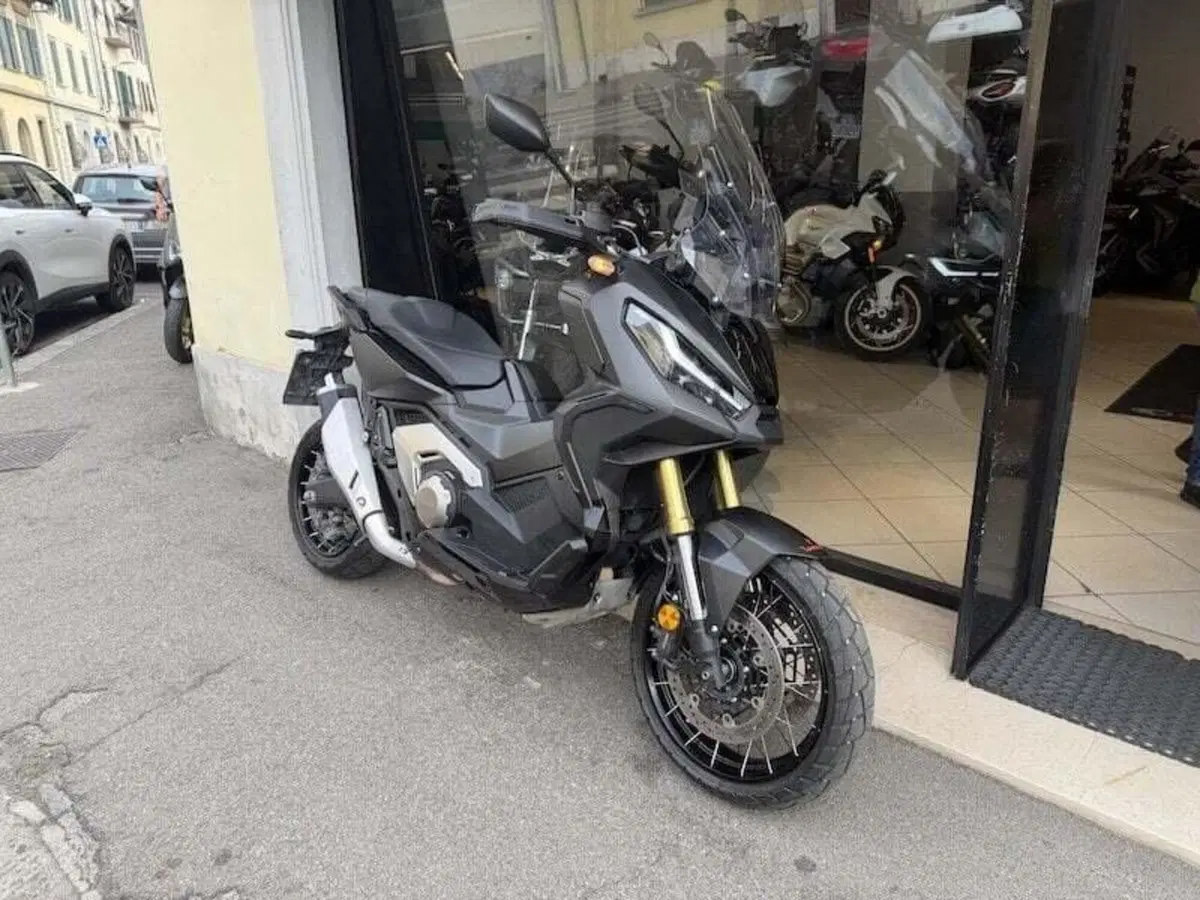 Honda X-ADV 750 DCT (2021 - 24) (15)
