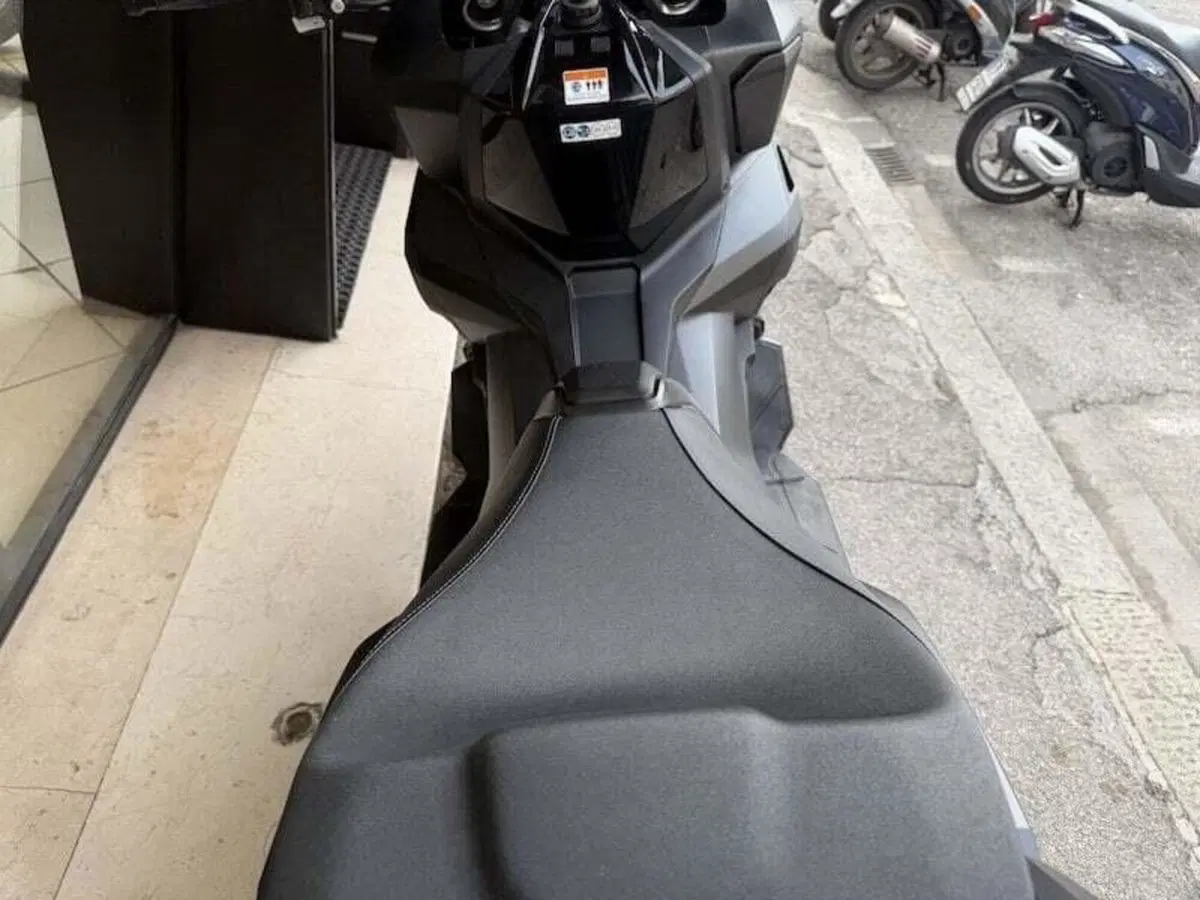 Honda X-ADV 750 DCT (2021 - 24) (19)