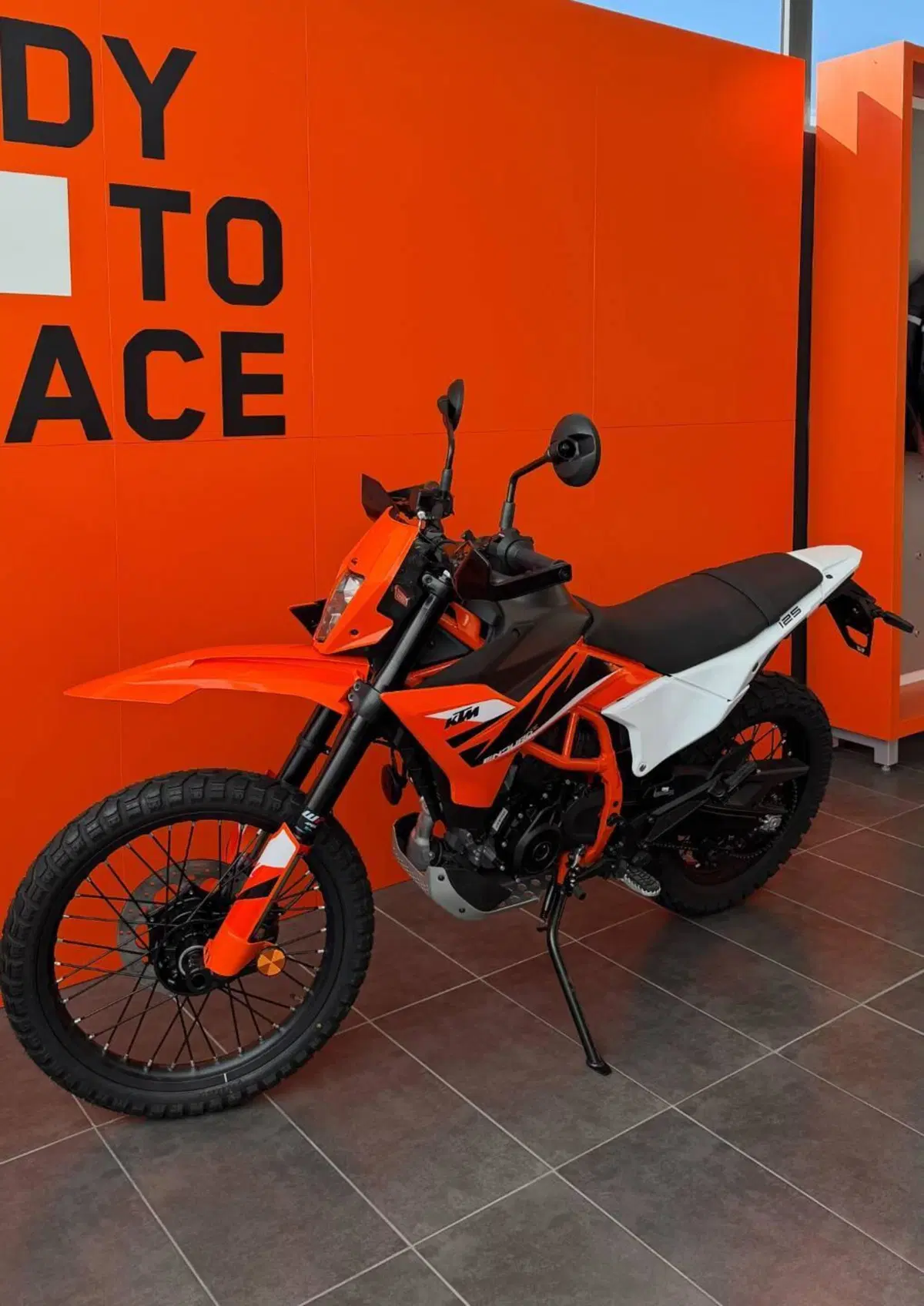 KTM 125 Enduro R (2025 - 26) (3)