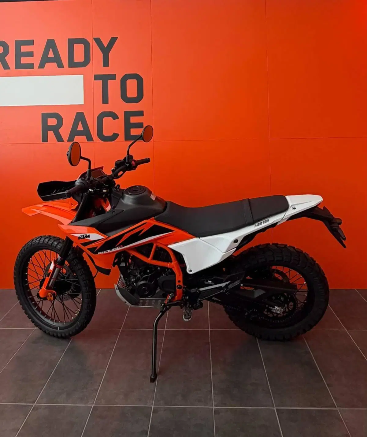 KTM 125 Enduro R (2025 - 26) (5)