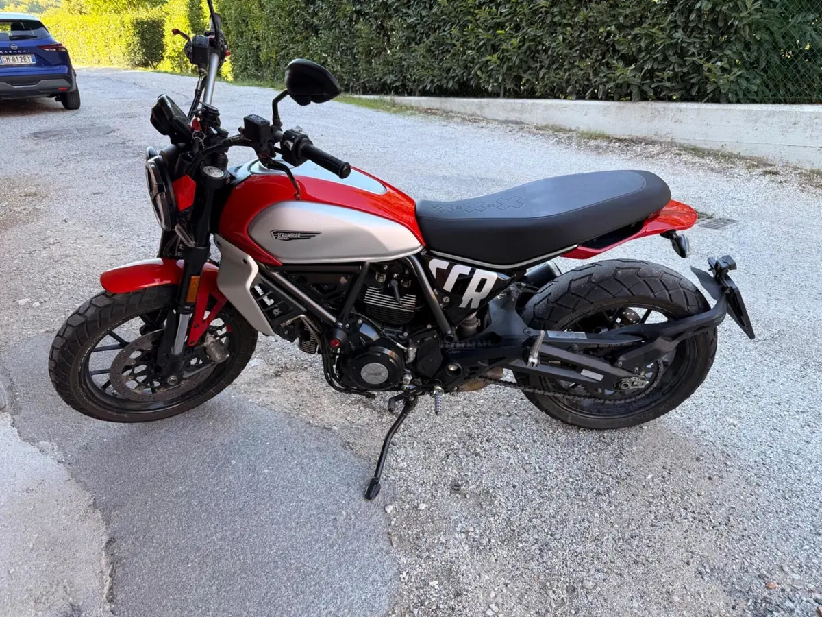 Ducati Scrambler 800 Icon (2023 - 24) (2)
