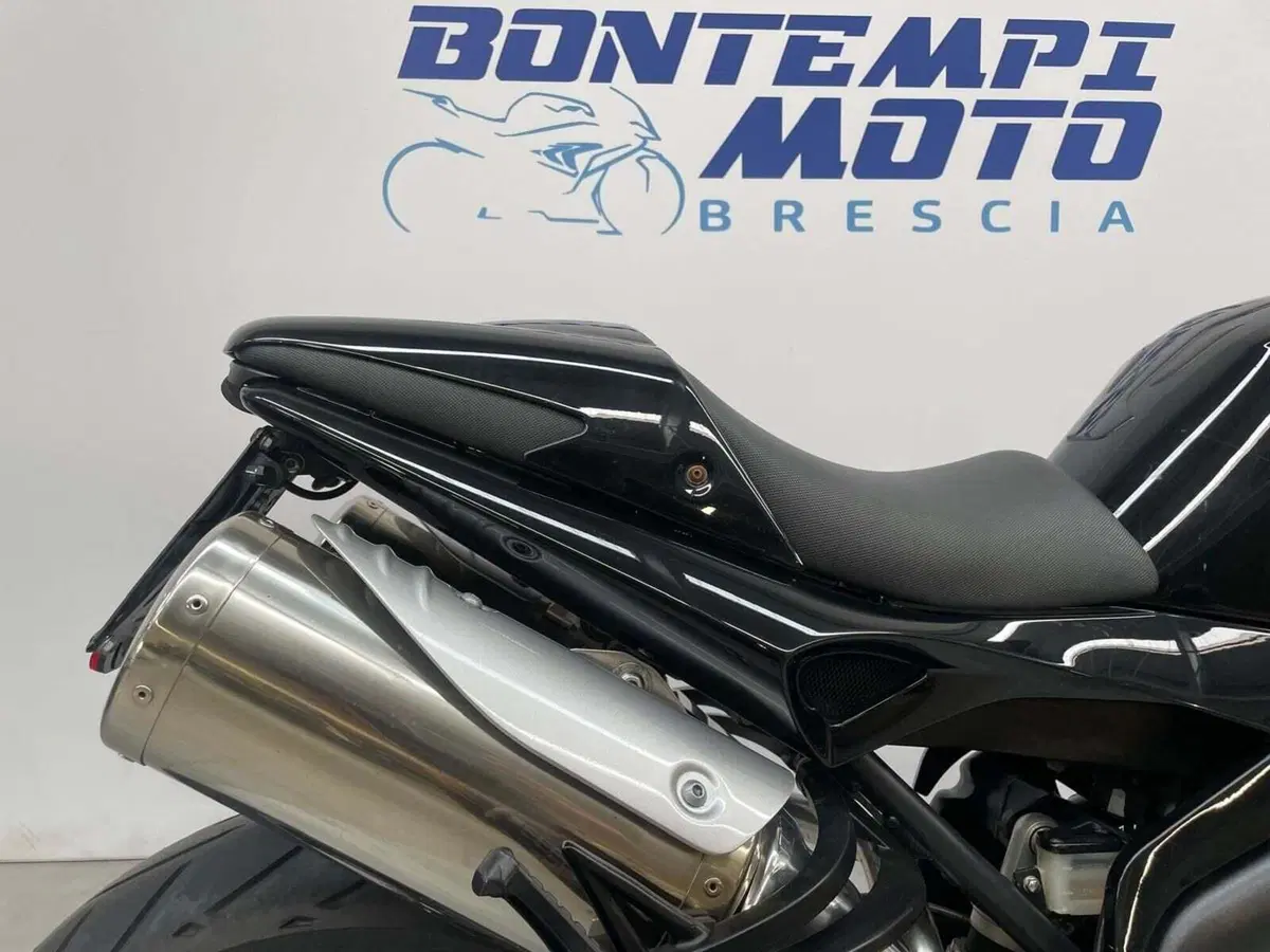 Triumph Speed Triple 1050 (2005 - 11) (7)