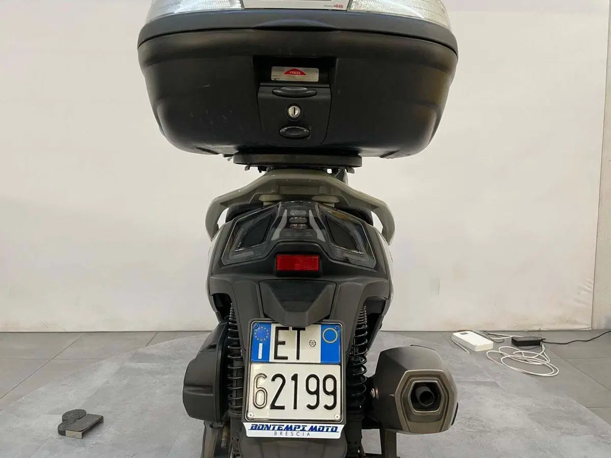 Kymco Agility 300i (2021 - 25) (7)