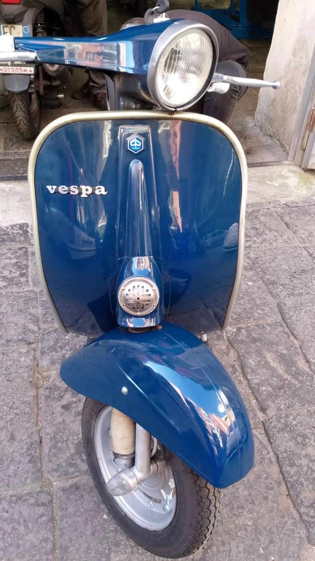 Piaggio primavera et3 125  (4)