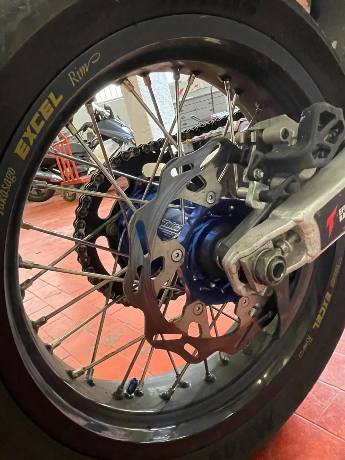 Yamaha YZ 450 F (2022) (11)