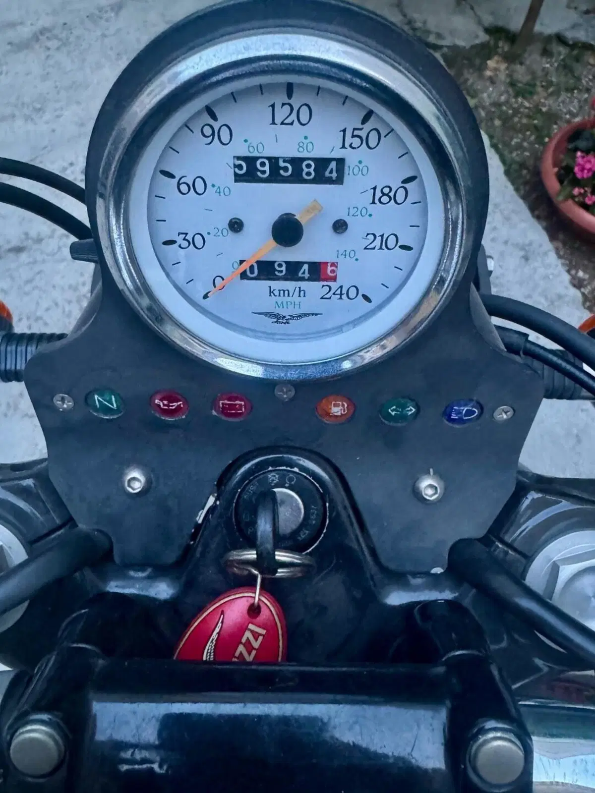 Moto Guzzi California Stone Metal (2001 - 06) (5)