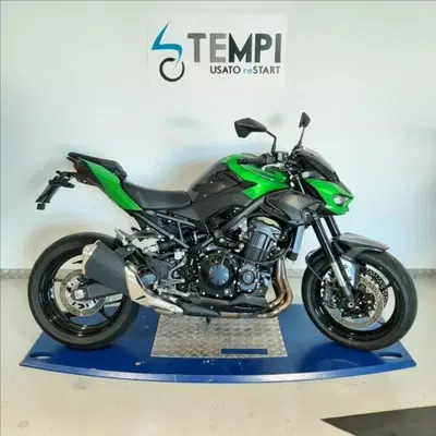 Kawasaki Z 900 (2025 - 26) usata