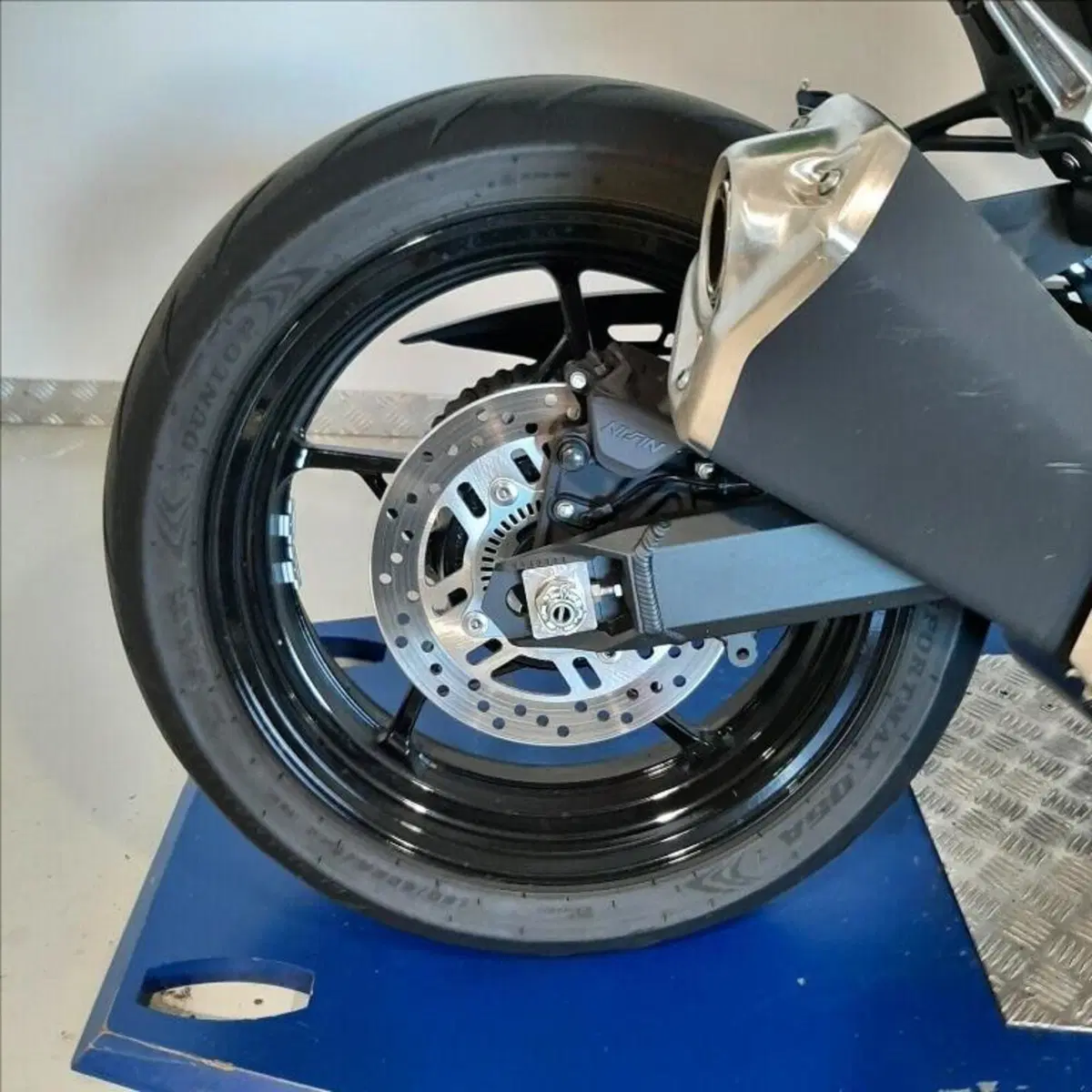 Kawasaki Z 900 (2025 - 26) (6)