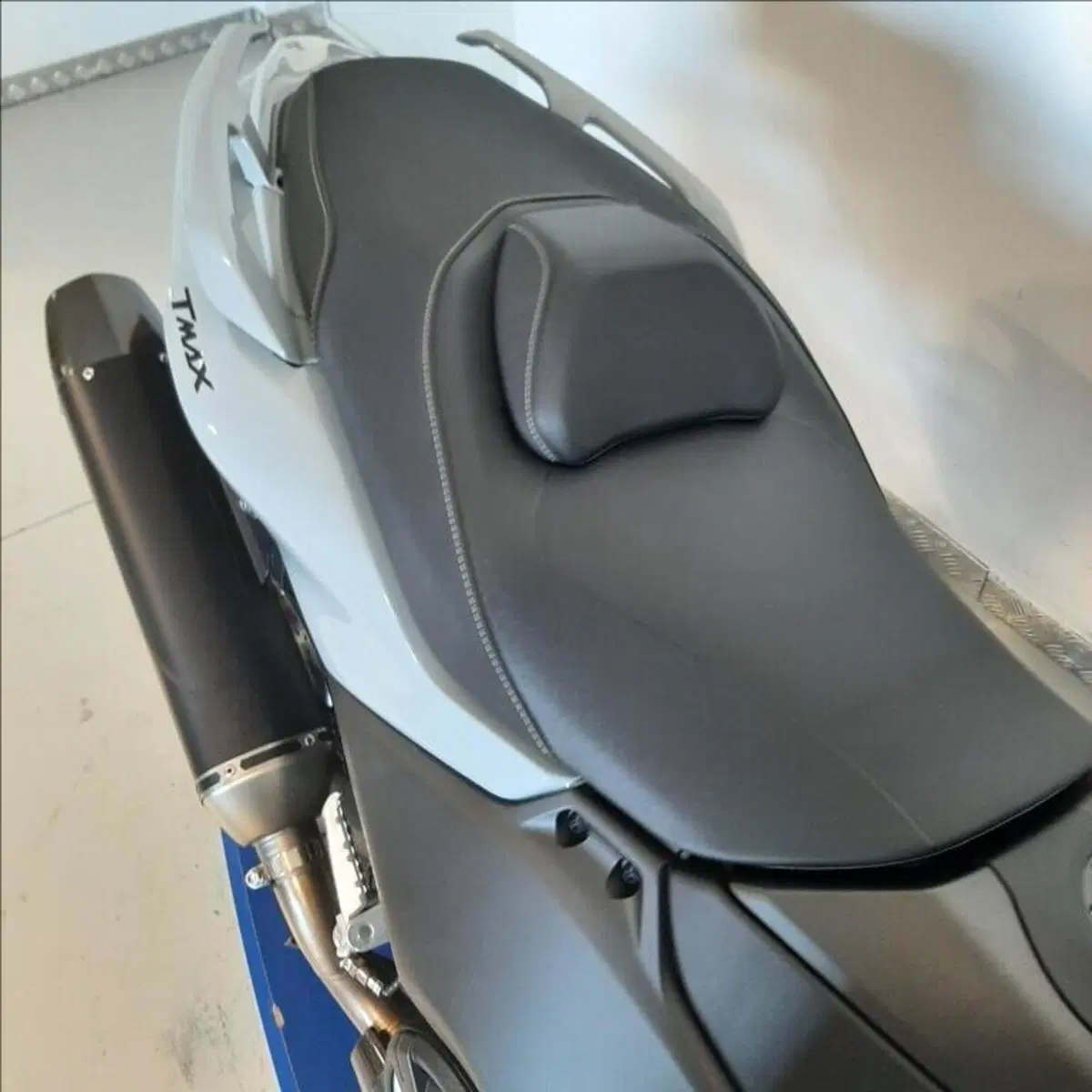 Yamaha T-Max 560 Tech Max (2025 - 26) (9)