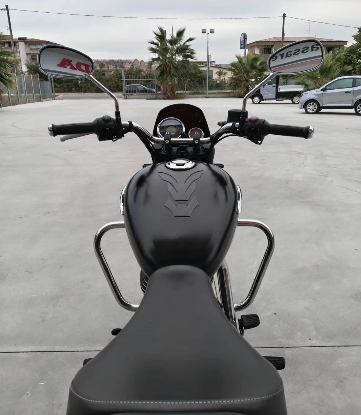 Royal Enfield Meteor 350 (2021 - 26) (5)