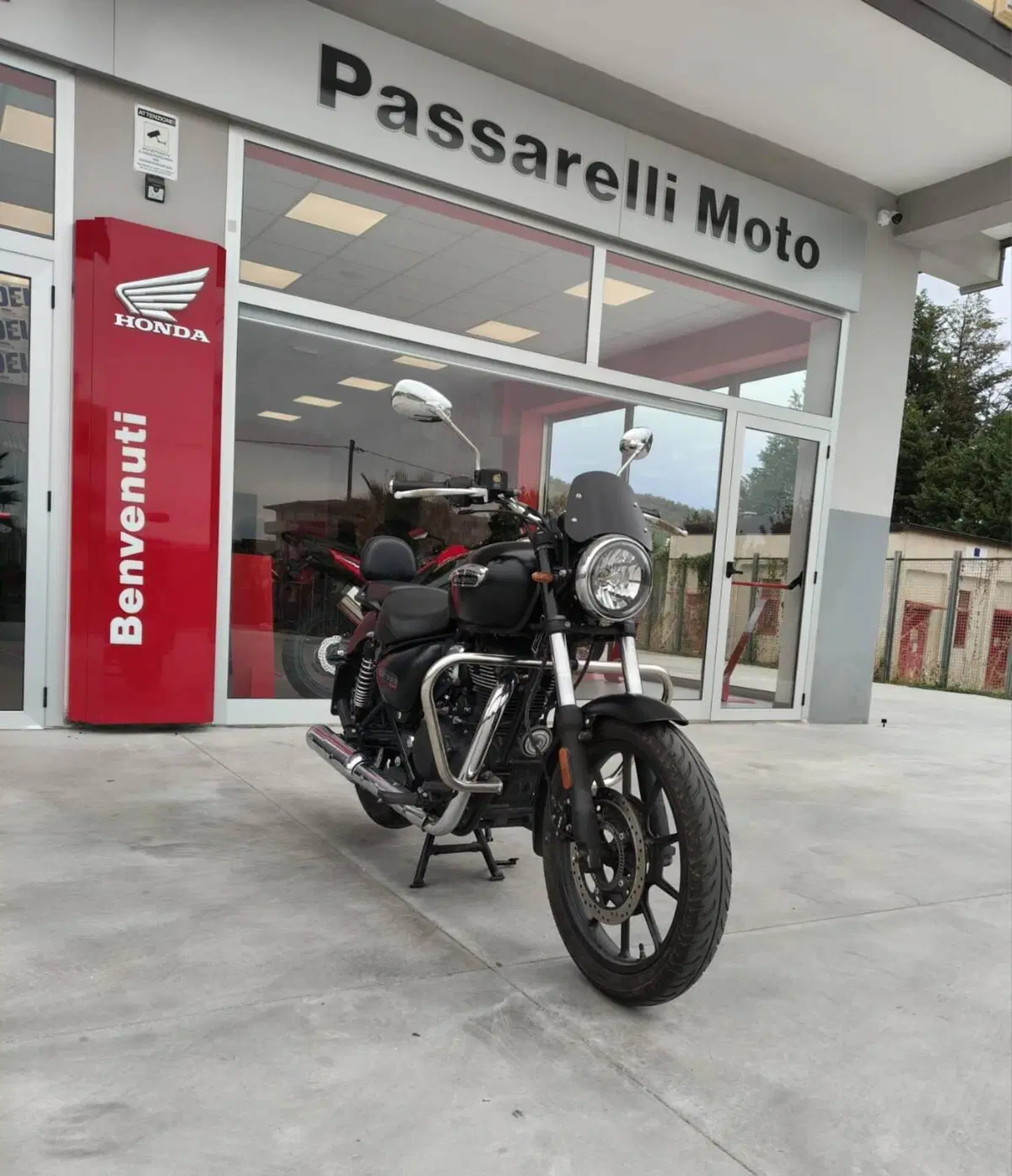 Royal Enfield Meteor 350 (2021 - 26)