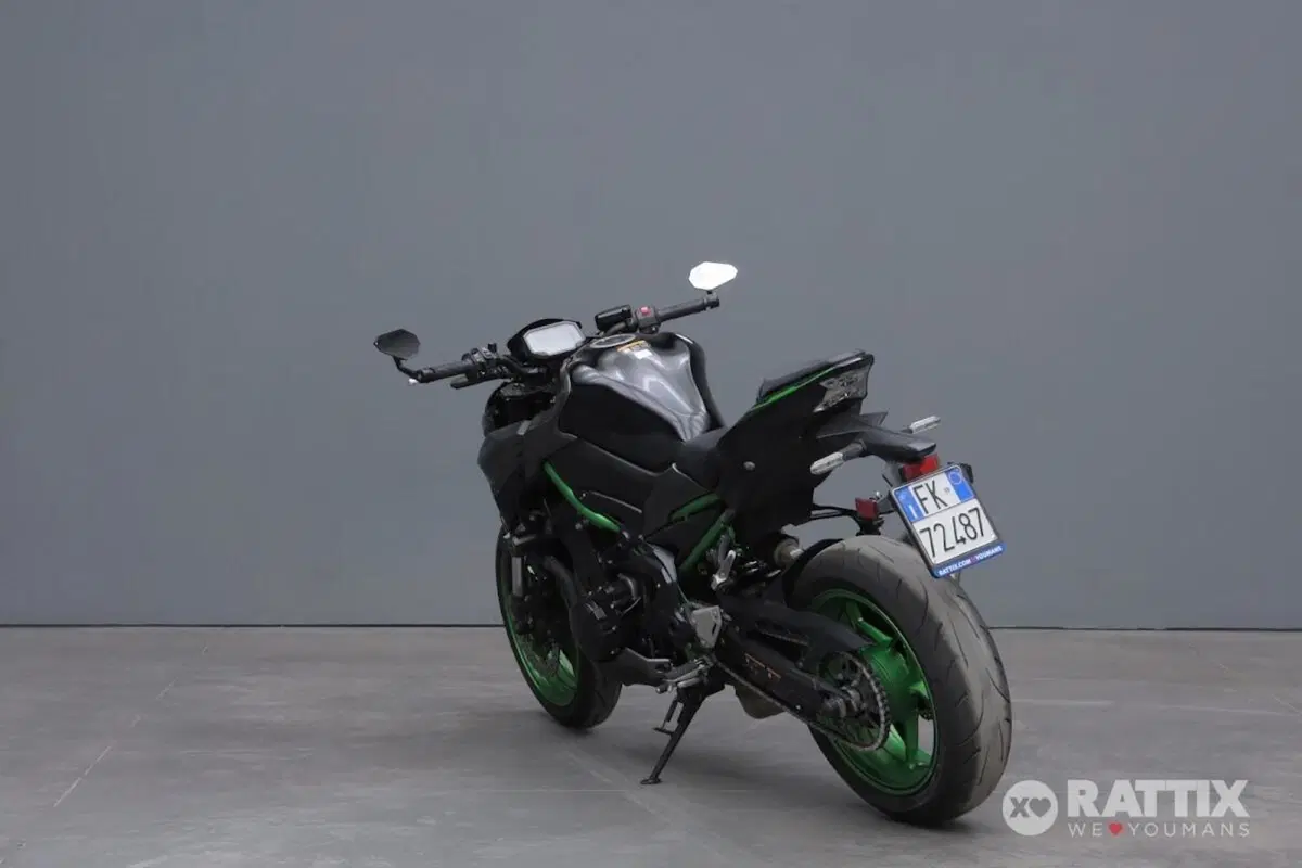 Kawasaki Z 900 (2021 - 24) (5)