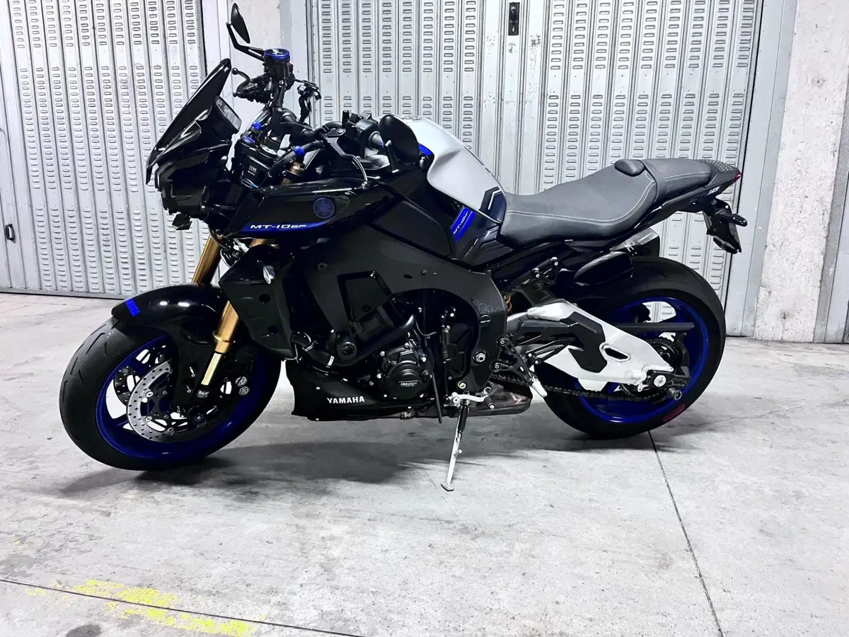 Yamaha MT-10 SP (2022 - 25) (2)