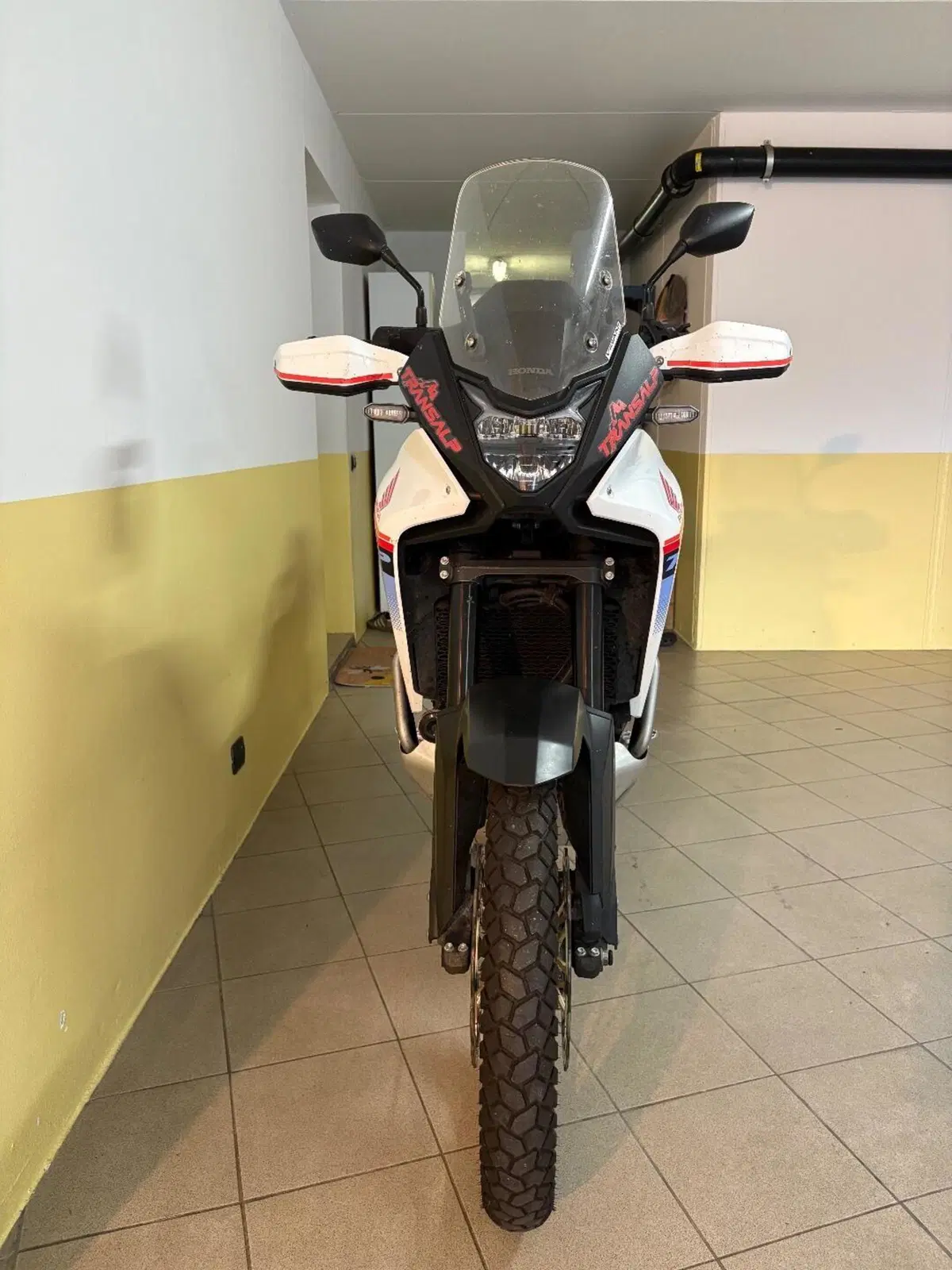 Honda Transalp XL750 (2023 - 24) (3)