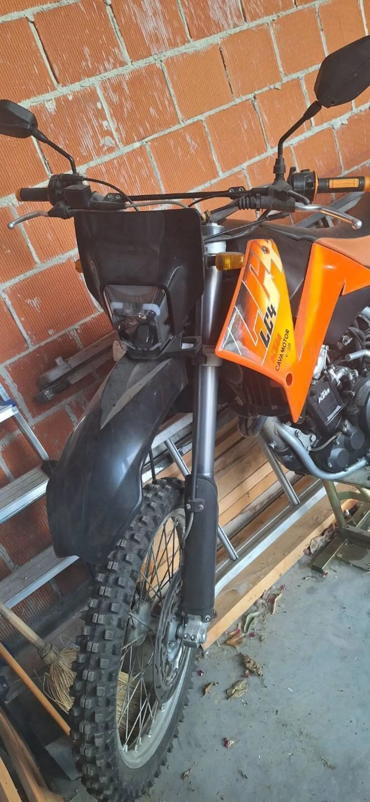 KTM LC4 640 Enduro (2002) (2)