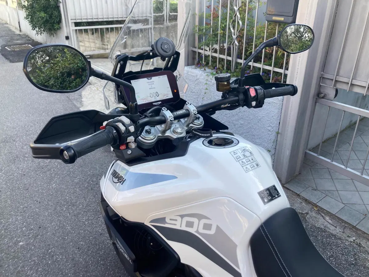 Triumph Tiger 900 GT (2020 - 23) (9)