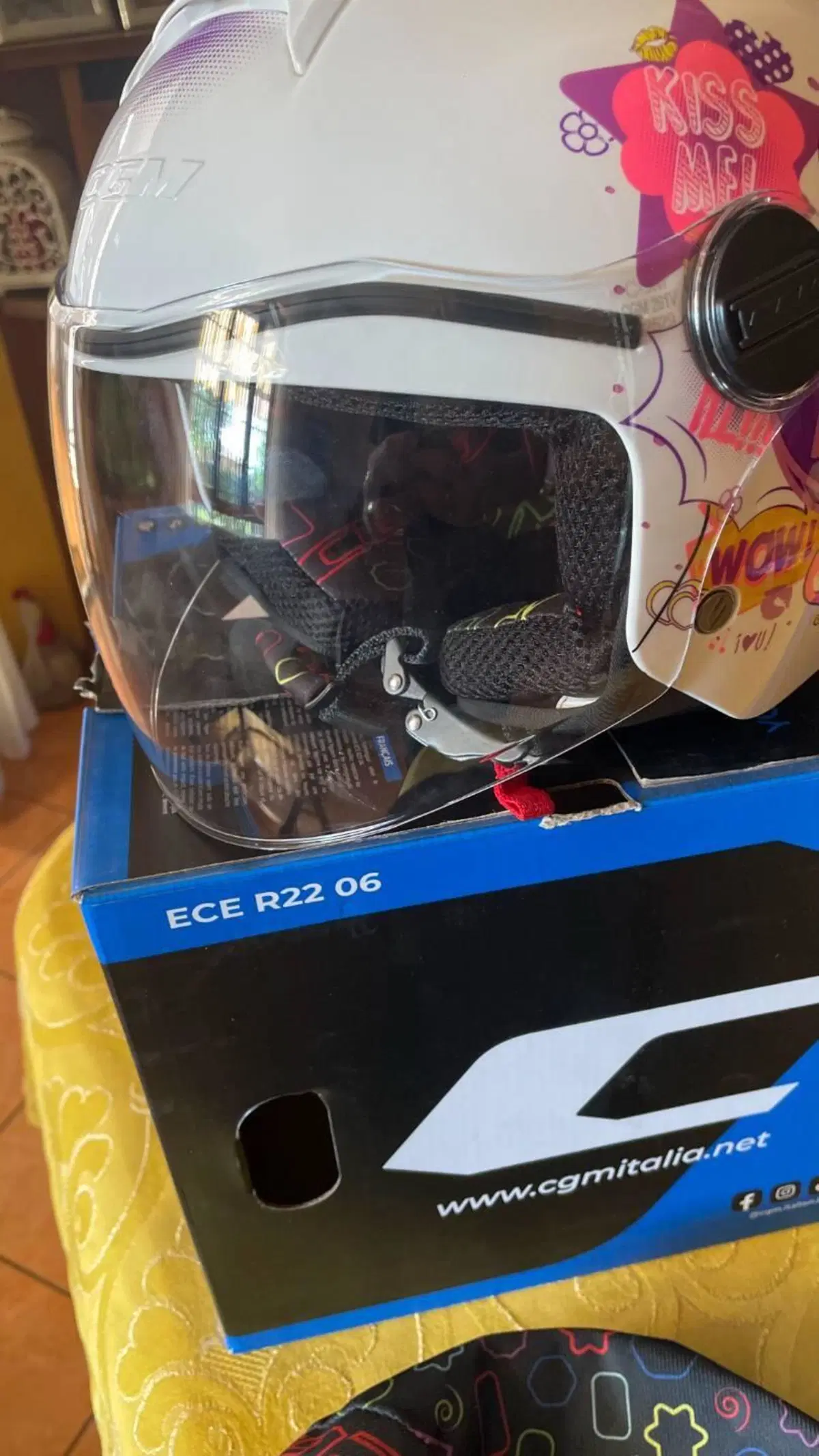 Casco bambina nuovo per scooter! CGM (4)