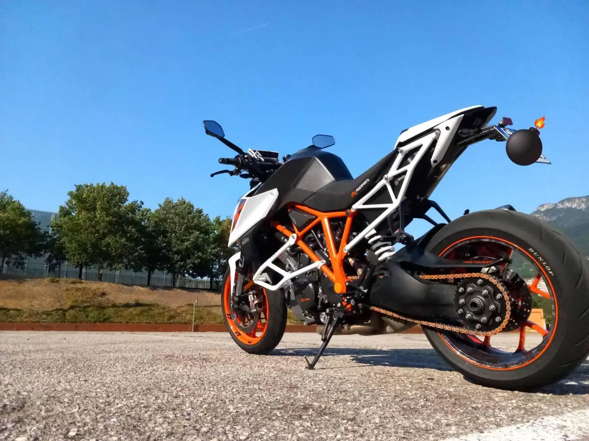 KTM 1290 Super Duke R ABS (2017 - 18) (3)