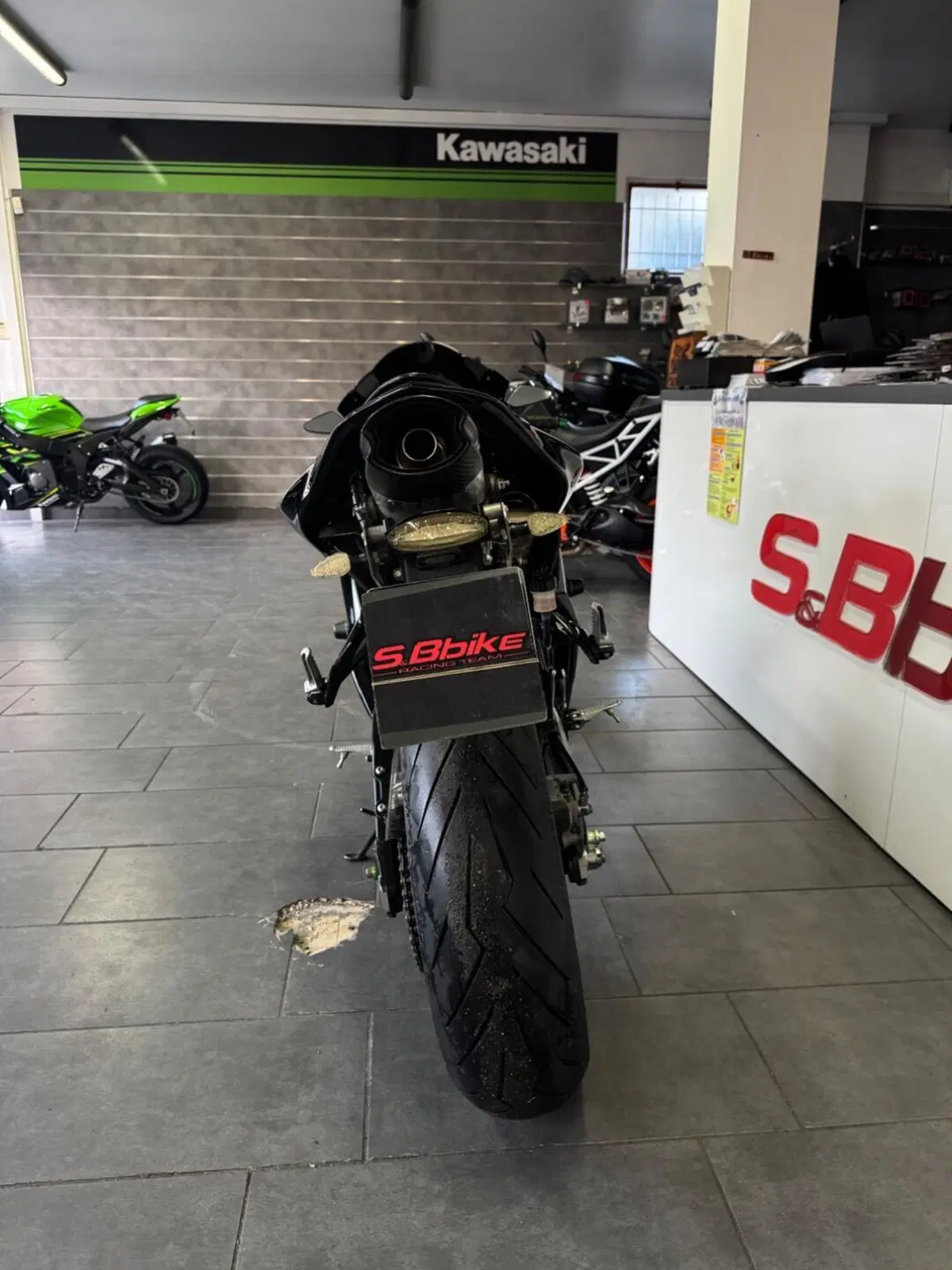 Kawasaki Ninja 600 ZX-6R (2007 - 08) (3)