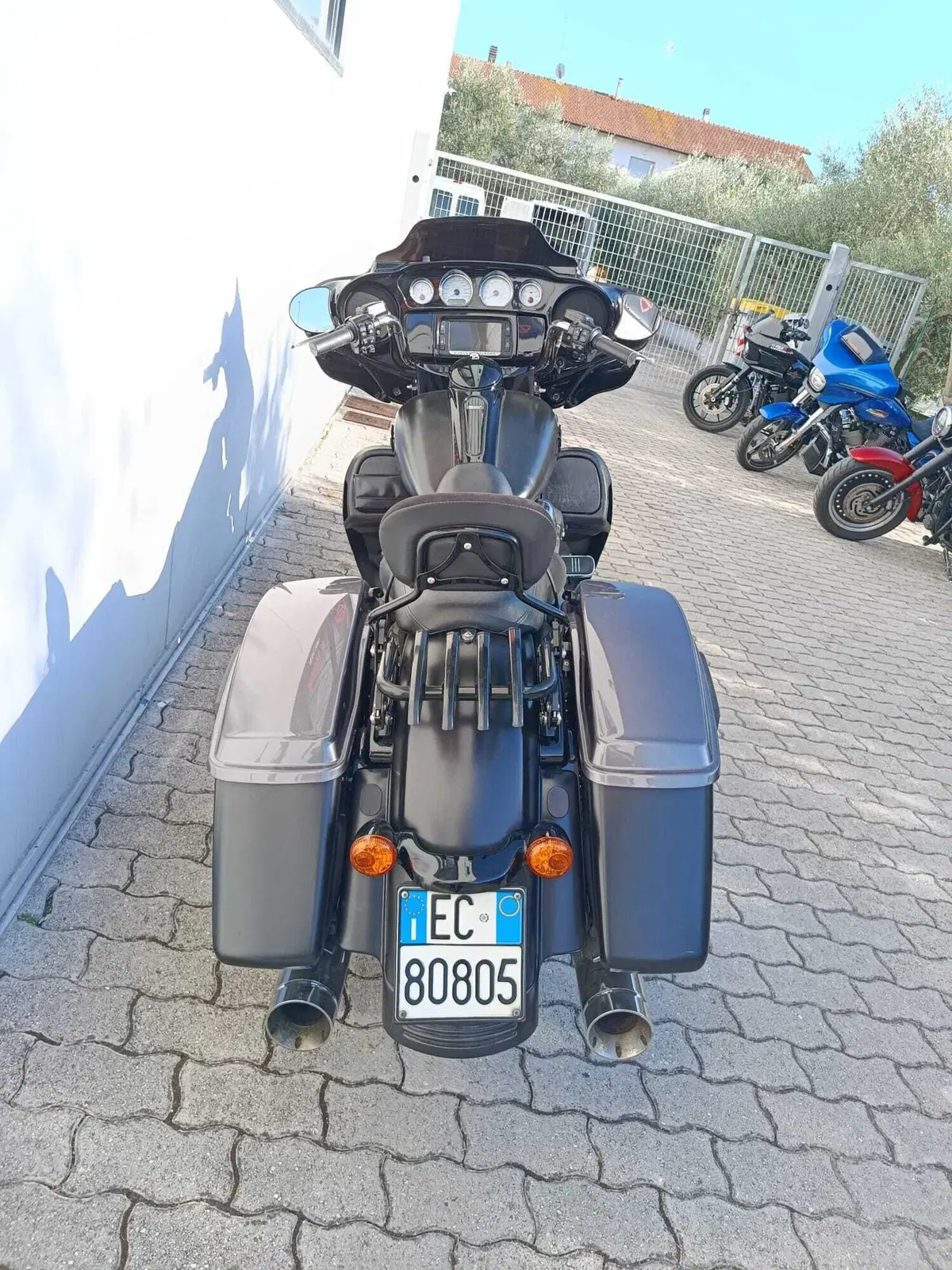 Harley-Davidson 107 Street Glide Special (2017 - 19) - FLHXS (3)