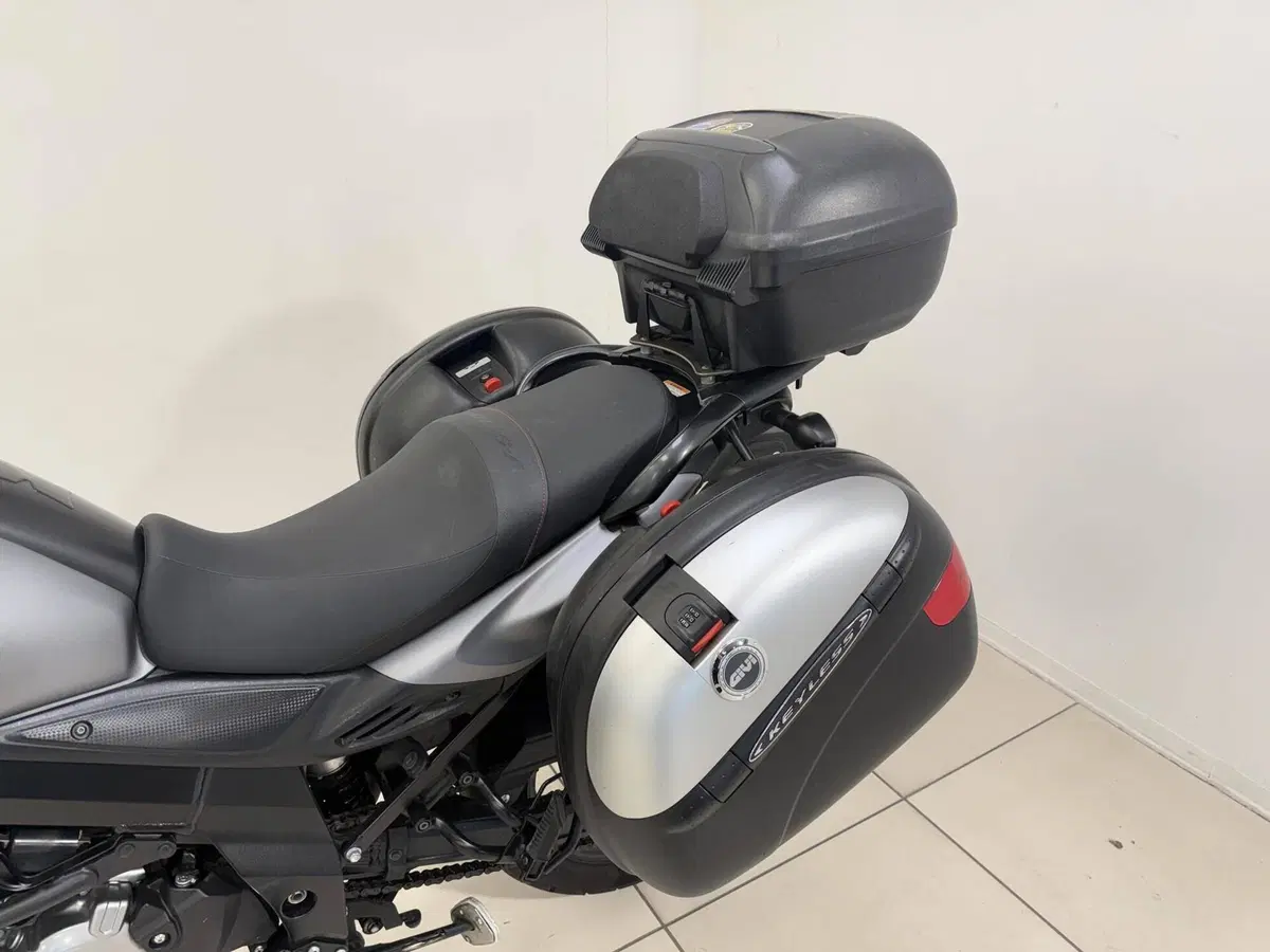 Suzuki V-Strom 650 ABS (2011 - 17) (9)